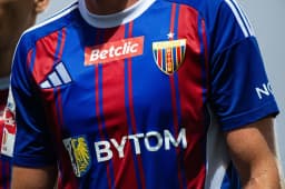 Obrazek news: Legnica - Polonia Bytom potwierdzone składy Legnica - Polonia Bytom. Oficjalne jedenastki na mecz (07.04.2026)