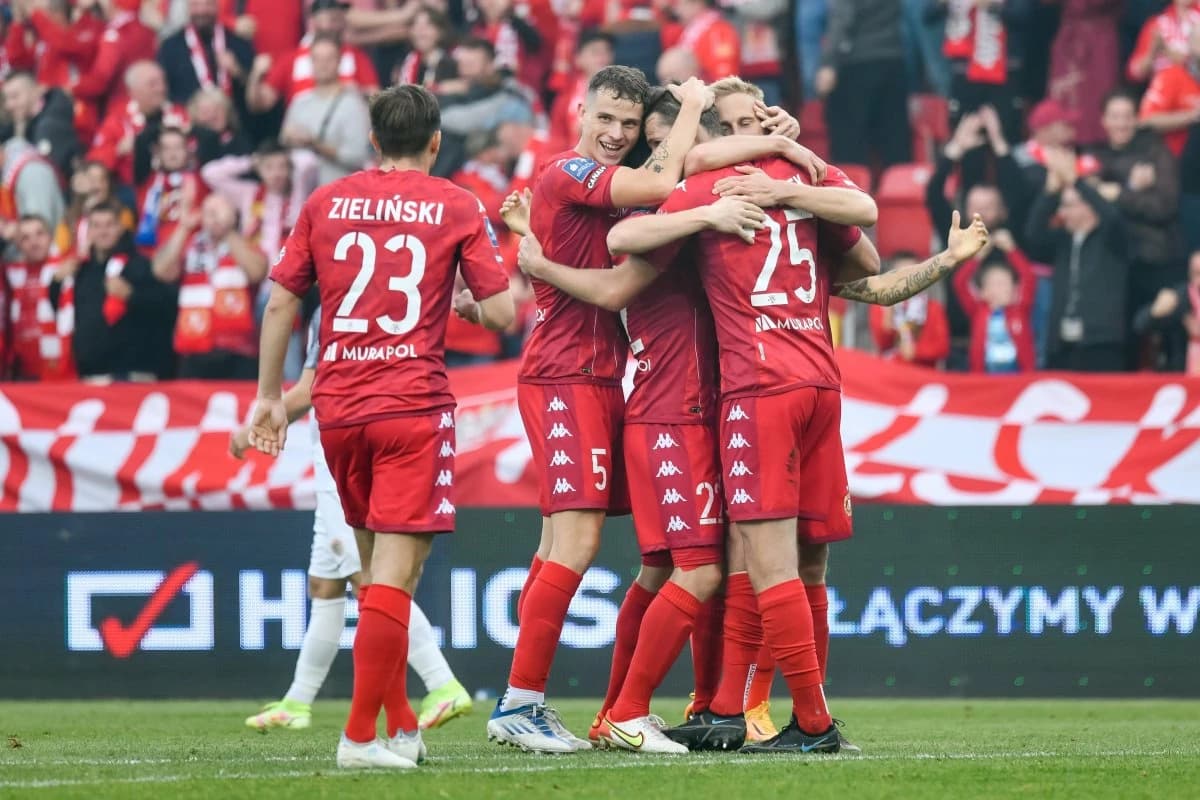 Obrazek newsa : Warta - Widzew – gdzie oglądać? Transmisja TV i Online (05.05.2024)