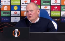 Obrazek news: Niels Frederiksen wskazał przyczyny klęski Lecha Poznań z Bayerem Leverkusen. Zabrał też głos ws. Mońki