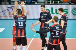 Obrazek news: PlusLiga. Gdzie obejrzeć mecz Asseco Resovia Rzeszów - ZAKSA Kędzierzyn-Koźle? Transmisja TV i online (19.11.2025)