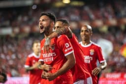 Obrazek news: Benfica - Bayer Leverkusen oficjalne składy na mecz. Kto zagra od początku? (05.11.2025)
