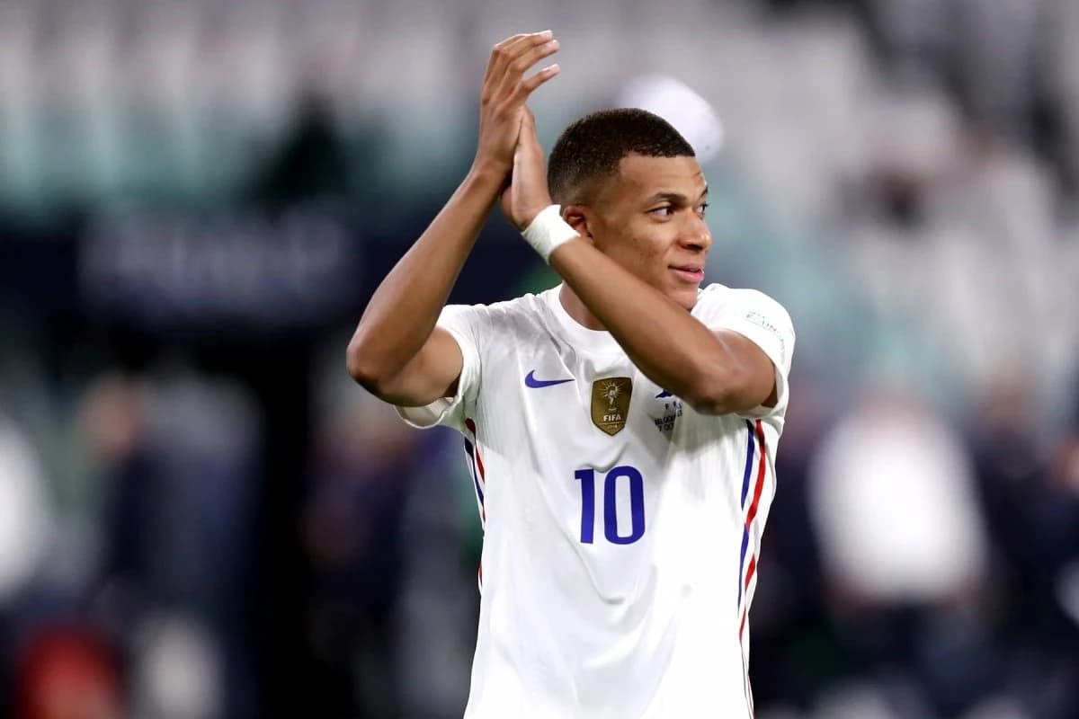 Kylian Mbappé wrócił do treningów przed meczem Francji z Turcją