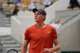 Aktualny ranking ATP. Jannik Sinner liderem, Hubert Hurkacz najwyżej z Polaków