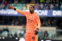 Obrazek news: Statystyki pomeczowe AC Milan - Verona. Dane o drużynach i piłkarzach (28.12.2025)