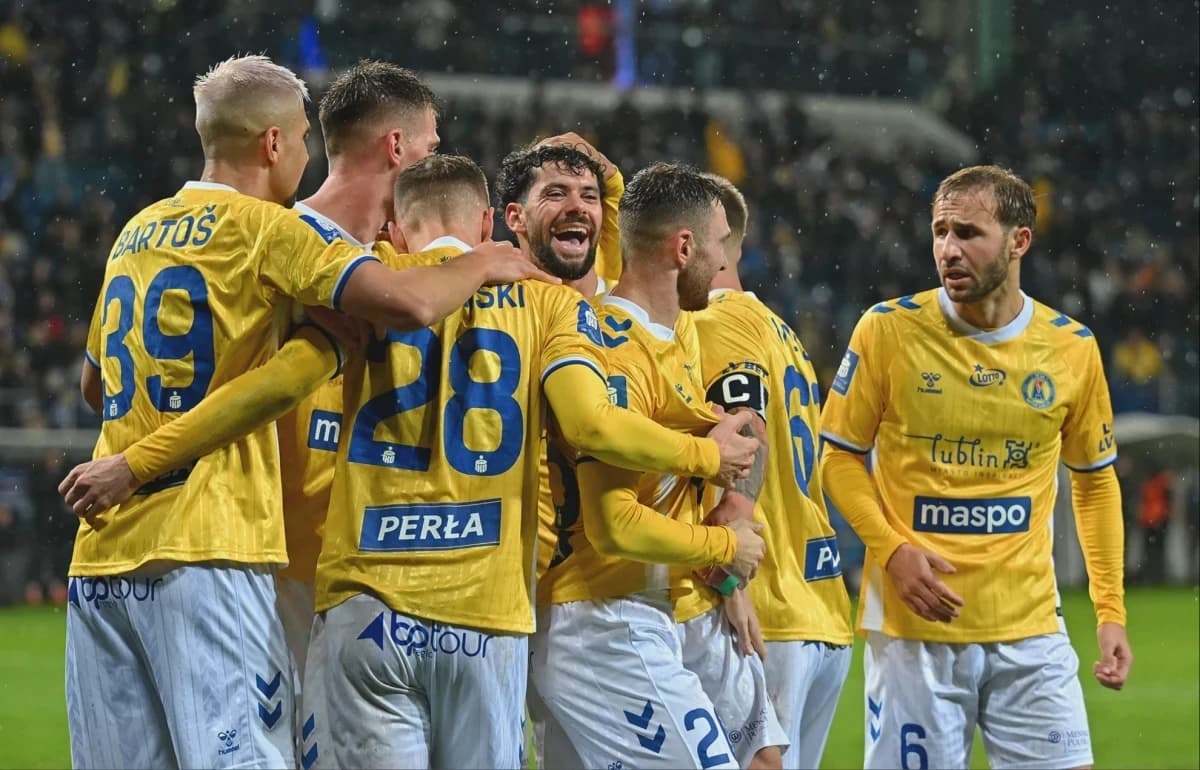 ObrazekArka Gdynia - Motor Lublin transmisja. Gdzie oglądać mecz w tv i online? (06.12.2025)