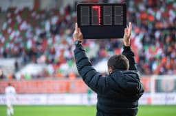 Obrazek news: Slavia Praga - FC Barcelona kto arbitrem? Obsada sędziowska (21.01.2026)