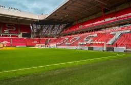 Obrazek news: PSV Eindhoven - Napoli skrót meczu, bramki i gole (21.10.2025)
