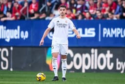 Obrazek news: José Mourinho podjął decyzję w sprawie Raúla Asencio. Obrońca nie jest w jego planach