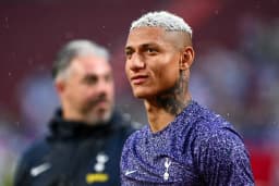 Obrazek news: Leeds United - Tottenham potwierdzone składy Leeds United - Tottenham. Oficjalne jedenastki na mecz (04.10.2025)