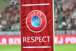 Obrazek news: UEFA ostro krytykuje anulowanie kary dla Folarina Baloguna: „Przekroczono czerwoną linię”