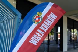 Obrazek news: Wisła Kraków - Polonia Warszawa gdzie obejrzeć? Transmisja online, stream za darmo (08.11.2025)