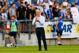 Lech Poznań z pierwszym punktem w Lidze Europy. Trener mówił o błędzie i narzekał na murawę